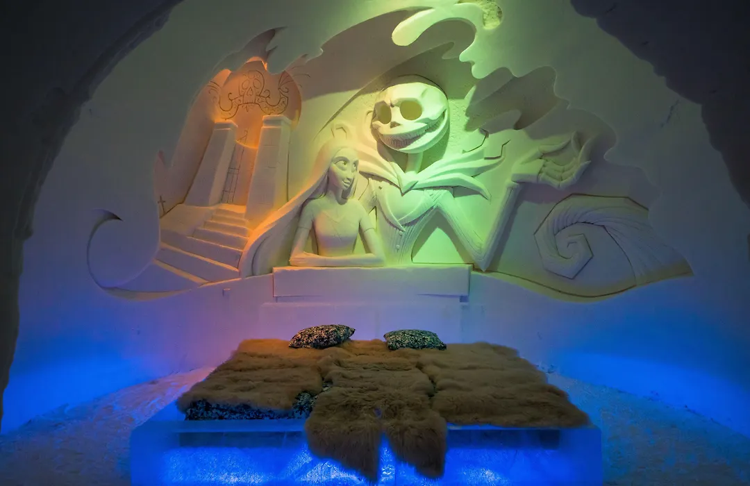 Snow Hotel-1